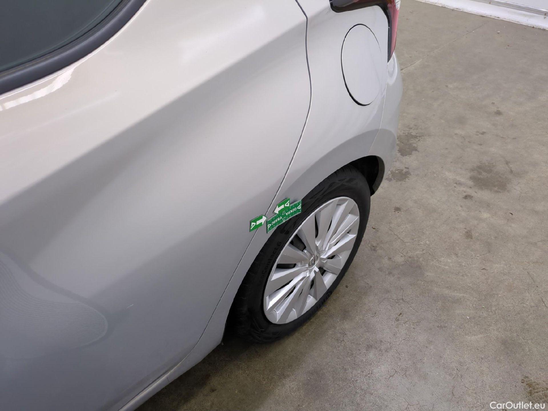  Nissan  Micra NISSAN  / 2016 / 5P / Berline IG-T 100 Business Edition #11