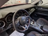  Alfa Romeo   STELVIO ALFA ROMEO / 2017 / 5P / SUV 2.2 TURBO DIESEL 160CV BUSINESS AT8 RWD #125