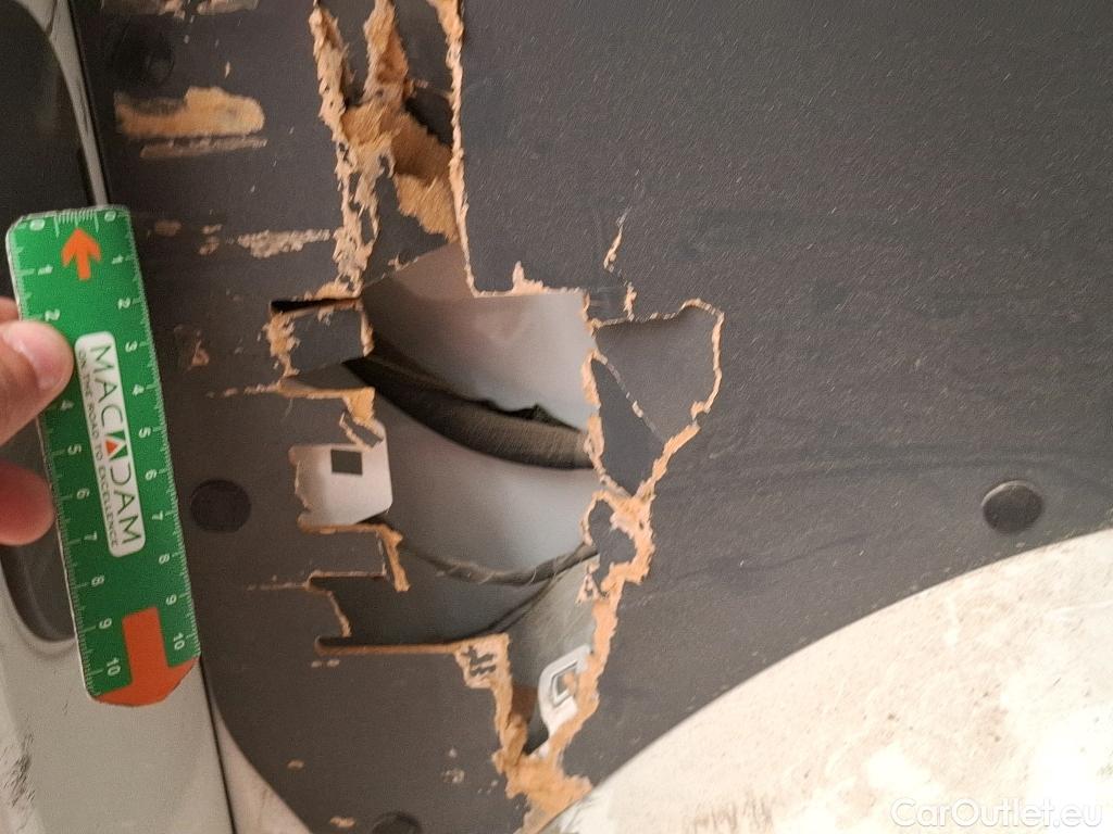  Citroen  Jumpy  Fourgon Club M 2.0 BlueHDi 120CV BVM6 E6dT #44