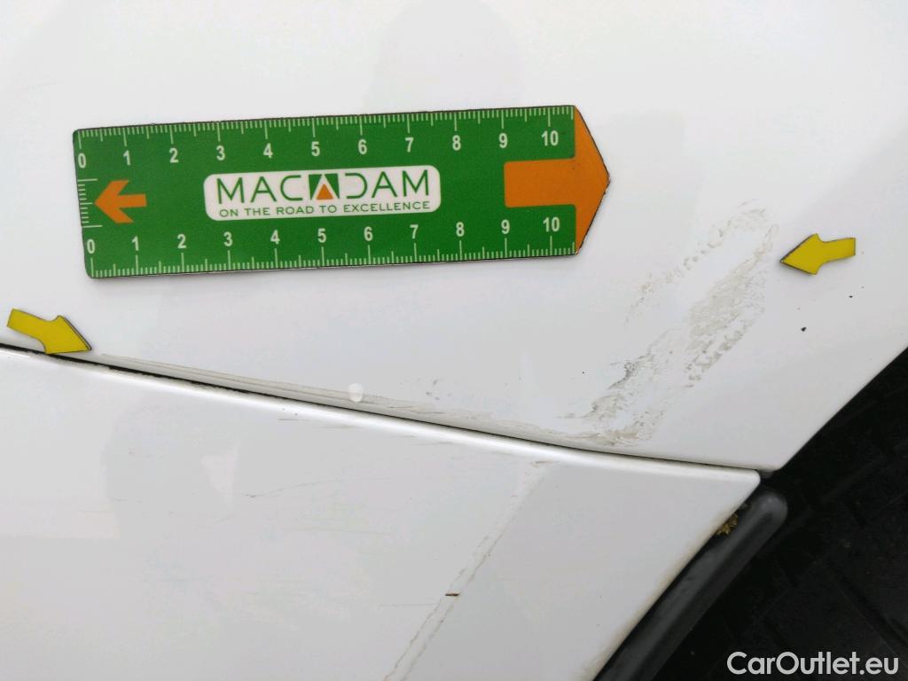  Ford  Transit FORD  Custom / 2018 / 4P / Fourgon tôlé 2.0 ECOBLUE 105 300 L2H1 TREND BUSINESS #4