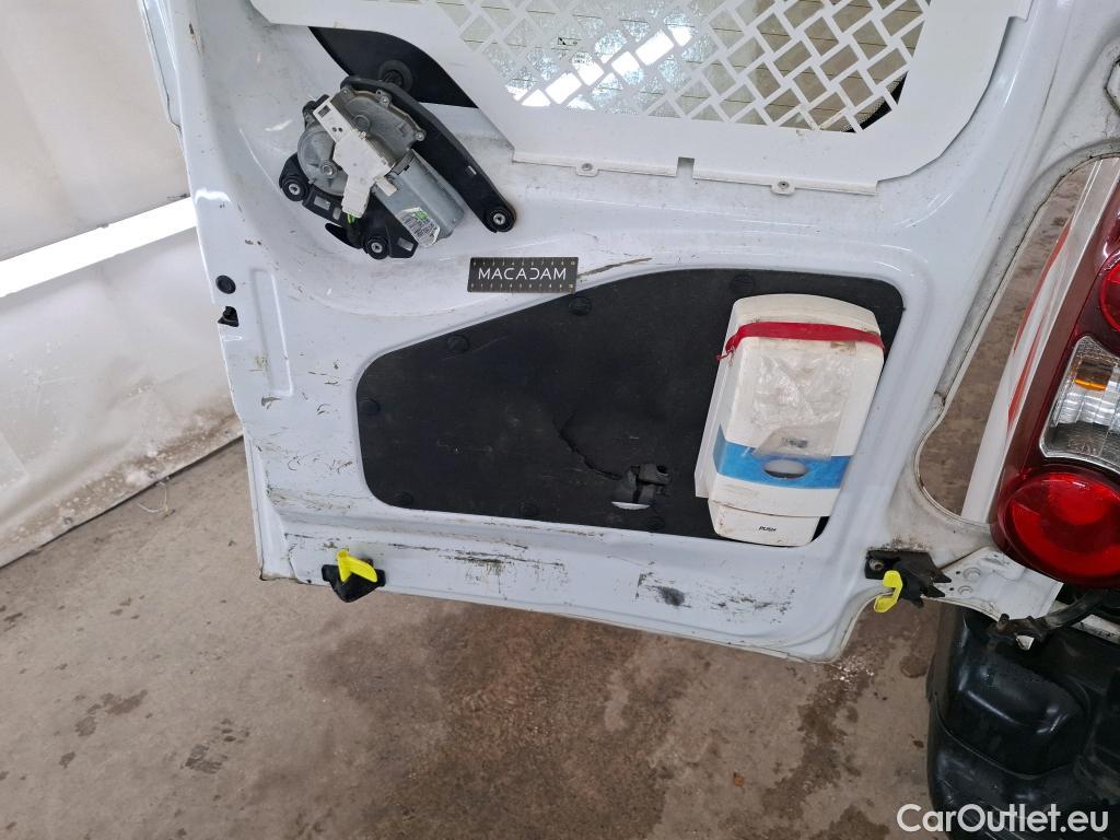  Citroen  Berlingo  Fourgon Club L1 (Court) 1.6 BlueHDi 100CV BVM5 E6 #35
