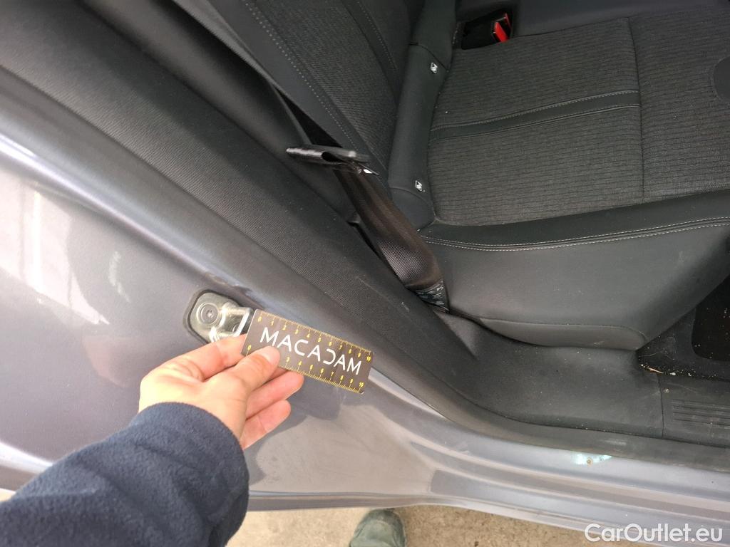  Peugeot  508 PEUGEOT  / 2018 / 5P / Berline HYBRID 225 E-EAT8 ALLURE BUSINESS #74