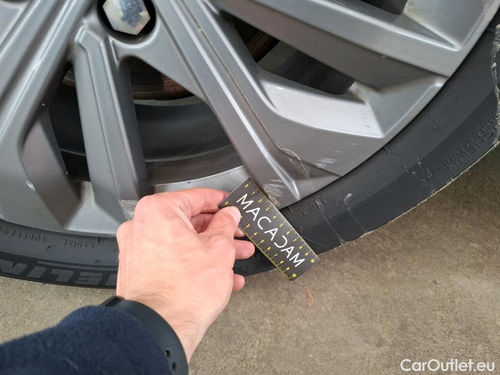  Peugeot  508 PEUGEOT  / 2018 / 5P / Berline HYBRID 225 E-EAT8 ALLURE BUSINESS #25