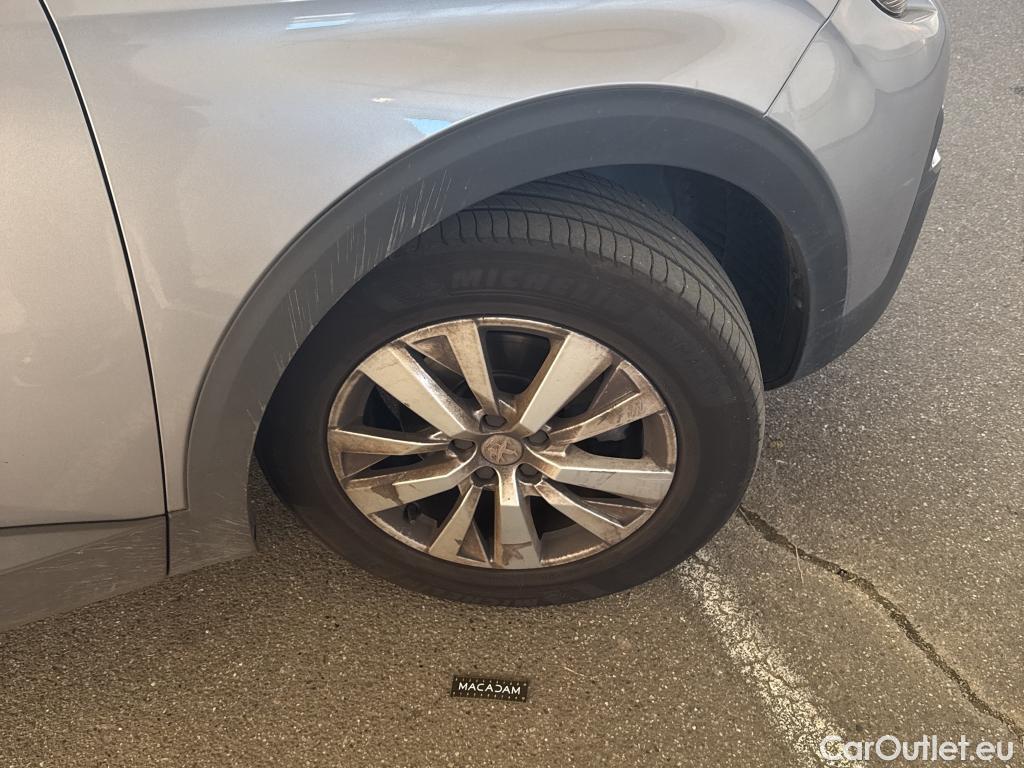  Peugeot  5008  Active Business 1.2 PureTech 130CV BVA8 E6d #1