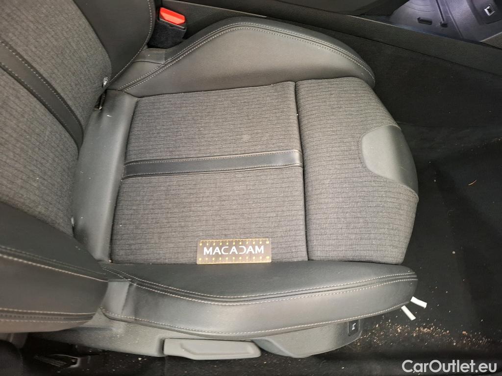  Peugeot  508 PEUGEOT  / 2018 / 5P / Berline HYBRID 225 E-EAT8 ALLURE BUSINESS #53