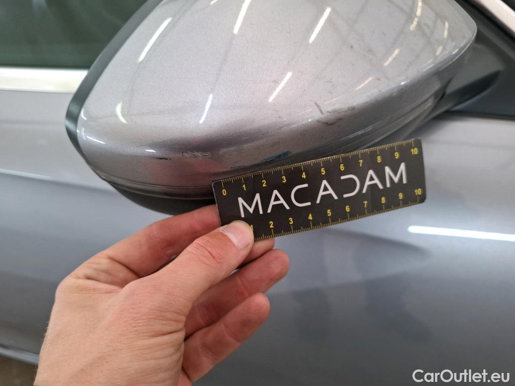  Peugeot  508 PEUGEOT  / 2018 / 5P / Berline HYBRID 225 E-EAT8 ALLURE BUSINESS #61