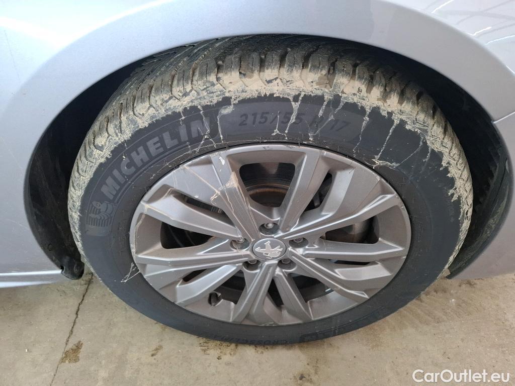  Peugeot  508 PEUGEOT  / 2018 / 5P / Berline HYBRID 225 E-EAT8 ALLURE BUSINESS #31