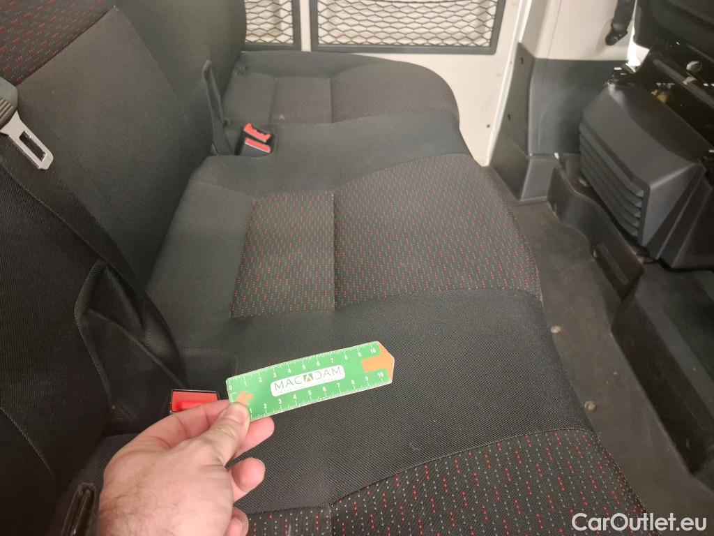  Peugeot  Boxer PEUGEOT  4p Combi BLUEHDI 130 S&S 333 L2H2 ACTIVE #23