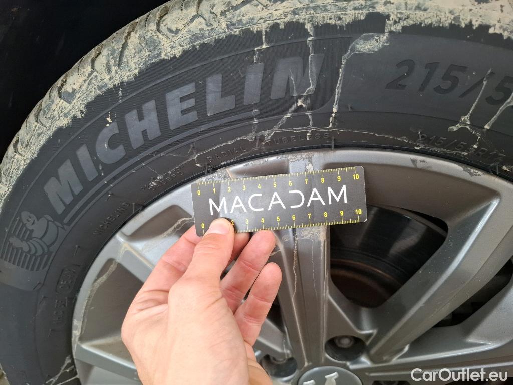  Peugeot  508 PEUGEOT  / 2018 / 5P / Berline HYBRID 225 E-EAT8 ALLURE BUSINESS #34