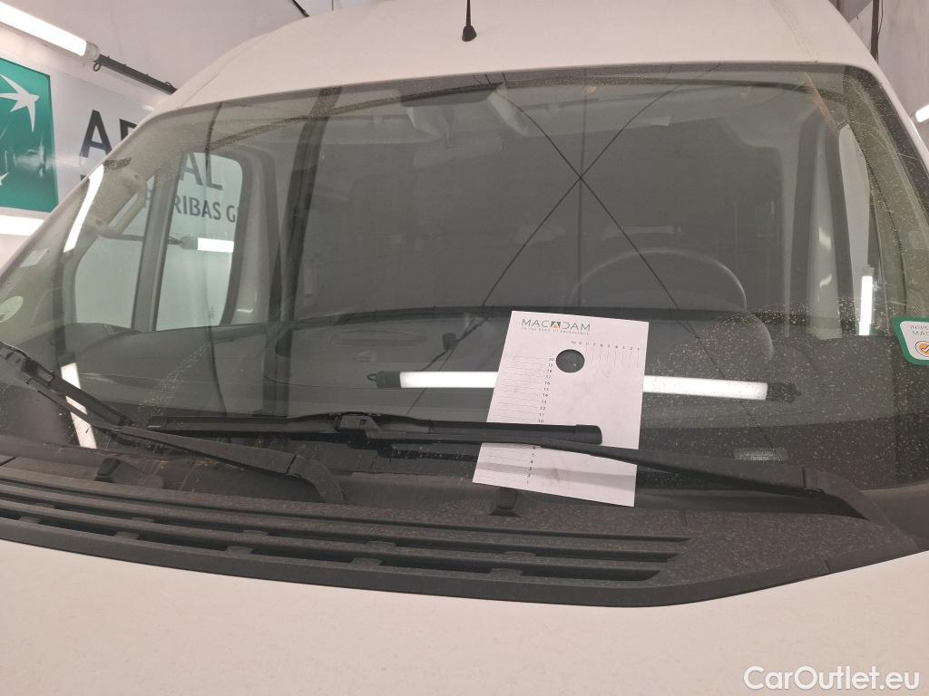  Peugeot  Boxer PEUGEOT  4p Combi BLUEHDI 130 S&S 333 L2H2 ACTIVE #1