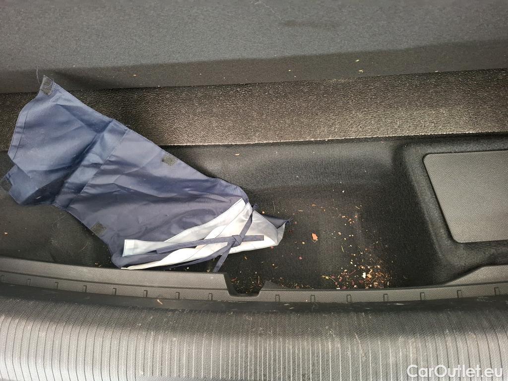  Peugeot  508 PEUGEOT  / 2018 / 5P / Berline HYBRID 225 E-EAT8 ALLURE BUSINESS #42