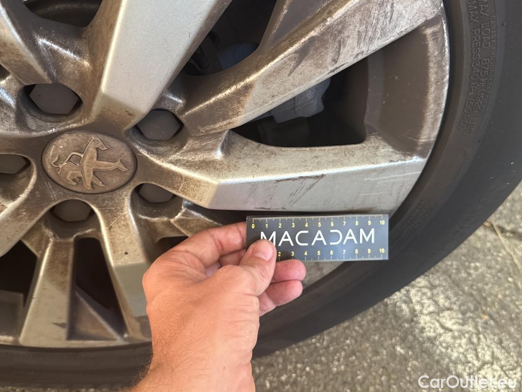  Peugeot  5008  Active Business 1.2 PureTech 130CV BVA8 E6d #4