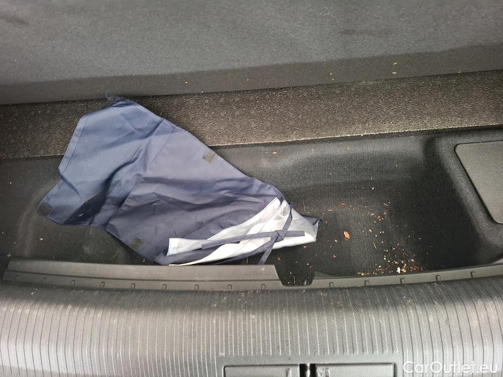  Peugeot  508 PEUGEOT  / 2018 / 5P / Berline HYBRID 225 E-EAT8 ALLURE BUSINESS #52