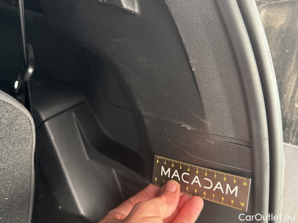  Peugeot  5008  Active Business 1.2 PureTech 130CV BVA8 E6d #8