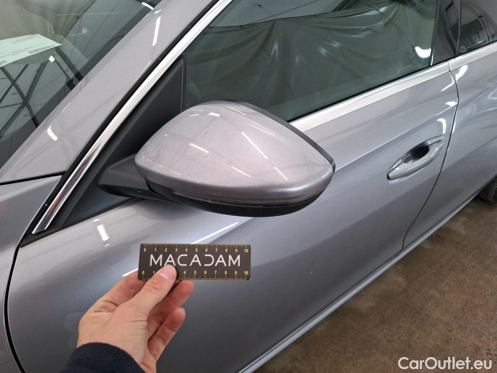  Peugeot  508 PEUGEOT  / 2018 / 5P / Berline HYBRID 225 E-EAT8 ALLURE BUSINESS #64