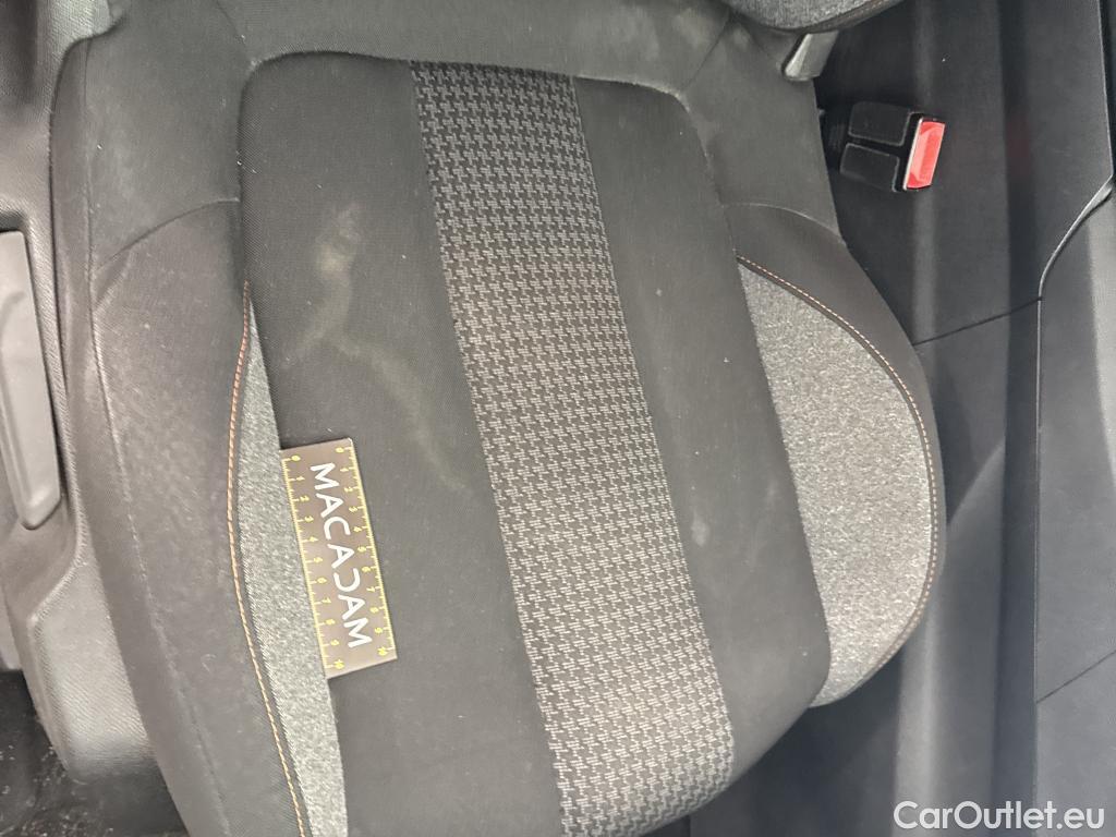  Peugeot  5008  Active Business 1.2 PureTech 130CV BVA8 E6d #14