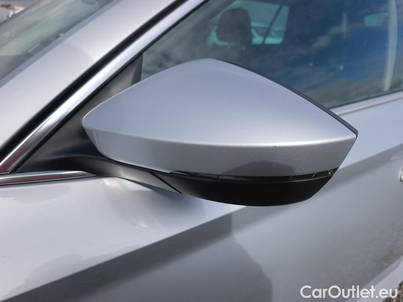  Skoda  Superb  Combi (3V5)(2015) Su.C.2.0TDI 147 4x4 Style Aut #4