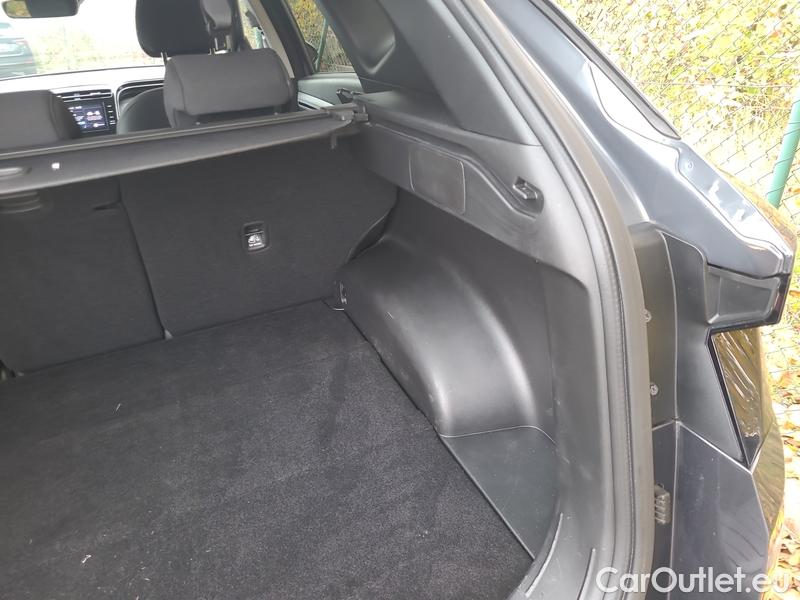  Hyundai  Tucson   (NX)(2020) Tucs.1.6 MHEV 110 Smart AT #17