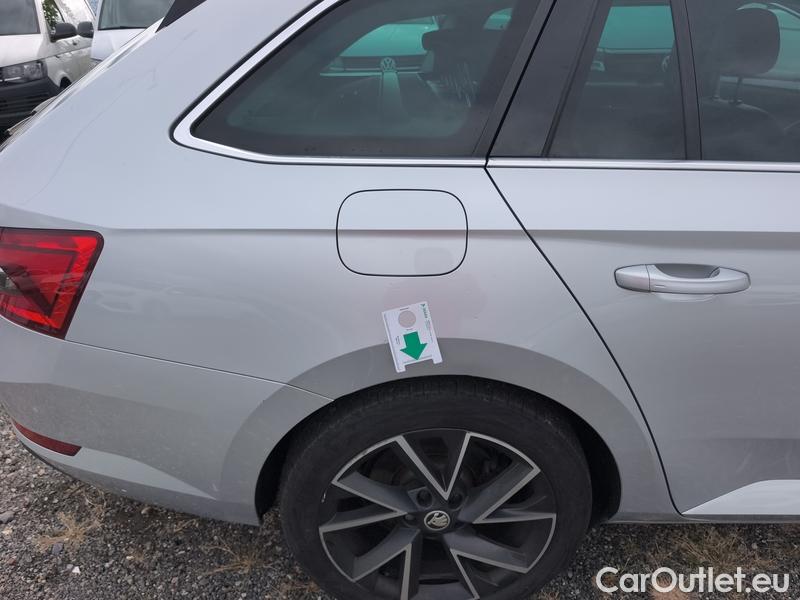  Skoda  Superb  Combi (3V5)(2015) Su.C.2.0TDI 147 4x4 Style Aut #26