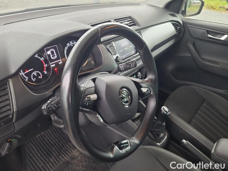  Skoda  Fabia  Combi (2015)  Com 1.0TSI 81 Style #8