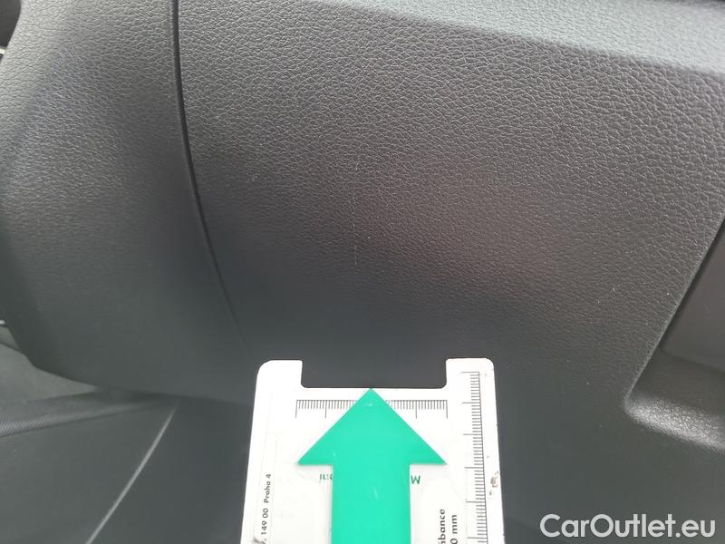  Skoda  Fabia  Combi (2015) Com.1.0TSI 70 Ambition 5d #27