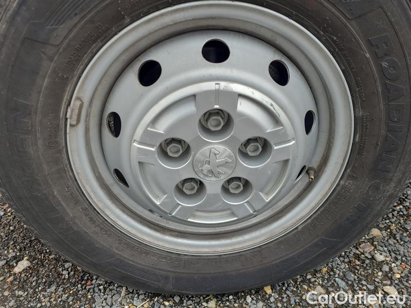  Peugeot  Boxer -LCV-2014  2.2BHDI 140 3500 L3 4d #24