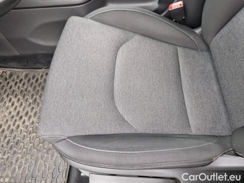  Hyundai  i30   cw (PD)(2017->)  kom.1.5T-GDI Smart 5d #19