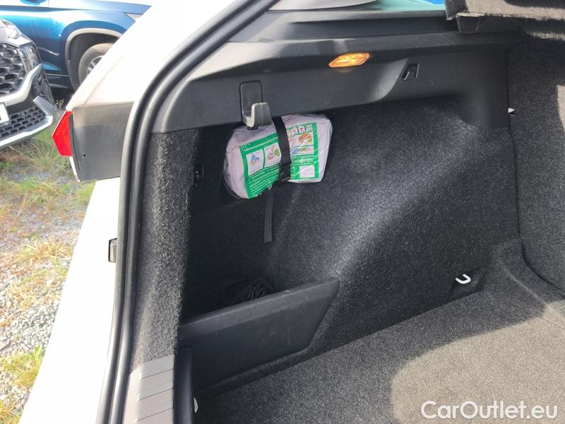  Skoda  Scala  (NW) (2019)  1.5TSI 110 Style AT #17