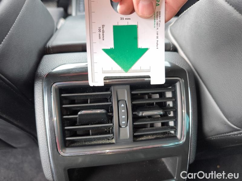  Skoda  Superb  Combi (3V5)(2015) Su.C.2.0TDI 147 4x4 Style Aut #15