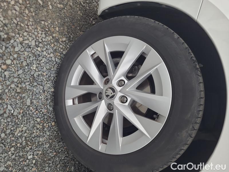  Skoda  Octavia  Combi (NX3)(2020) Oct.Combi 2.0TDI 85 Style #2