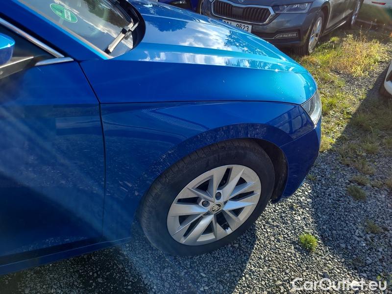  Skoda  Octavia  Lim. (NX3)(2020) Oct.2.0TDI 110 Style 5d #20