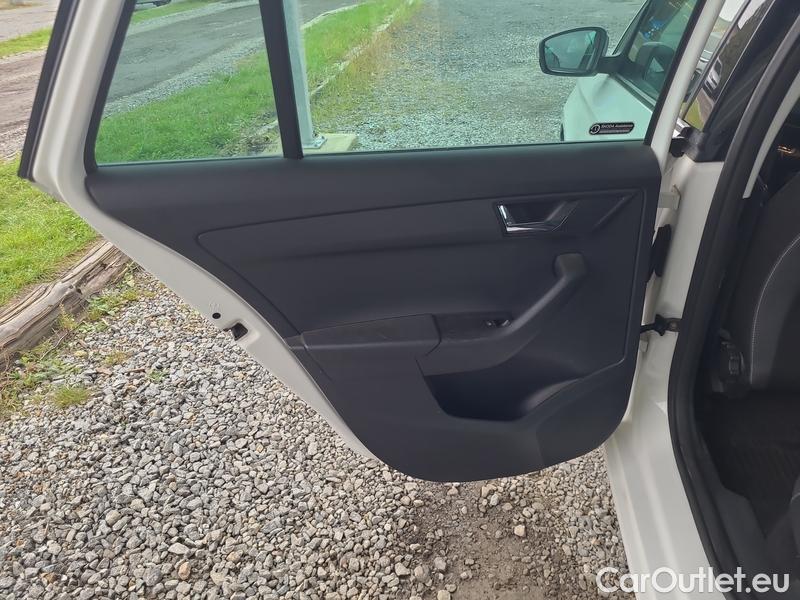  Skoda  Fabia  Combi (2015)  Com 1.0TSI 81 Style #13