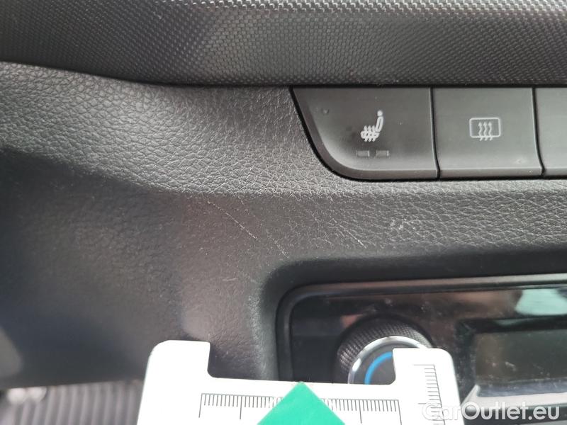  Skoda  Fabia  Combi (2015) Com.1.0TSI 70 Ambition 5d #9