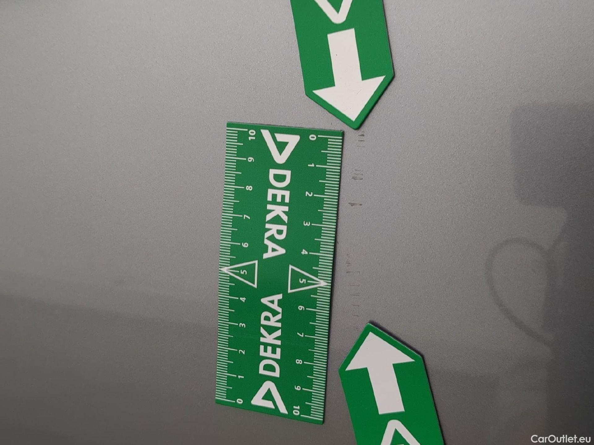  Citroen  C3  Shine Business 1.2 PureTech 80CV BVM5 E6d #7