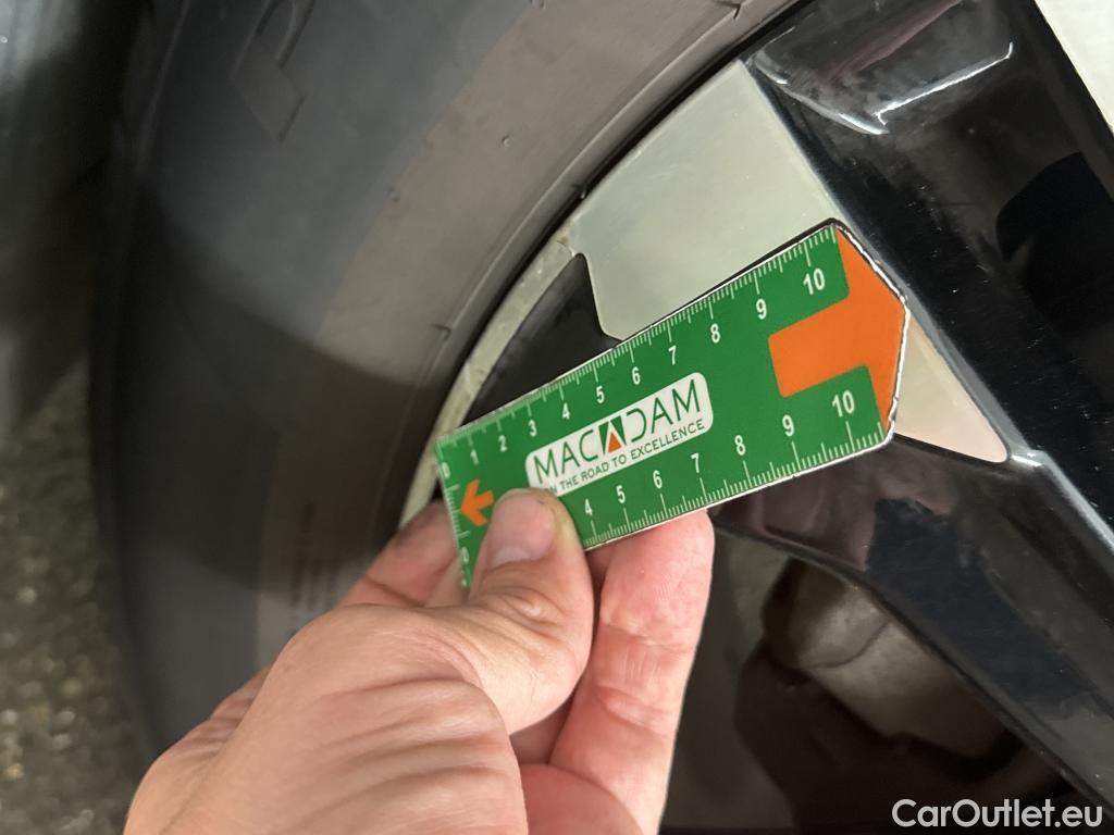  Peugeot  2008  Allure Business 1.2 PureTech 130CV BVM6 E6d #17