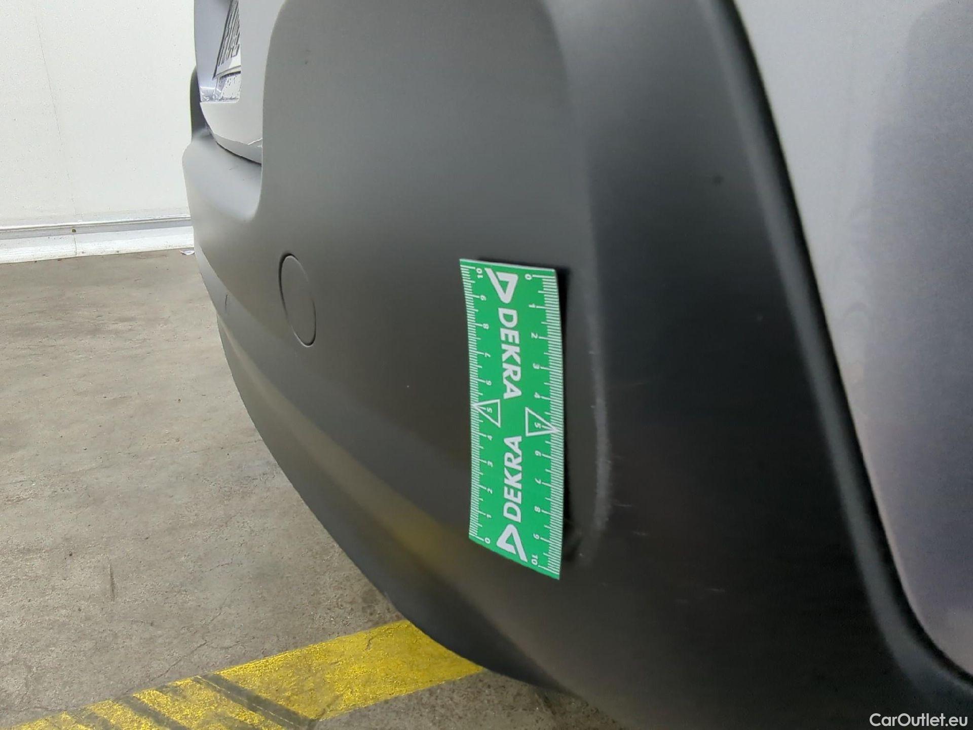  Citroen  C3  Shine Business 1.2 PureTech 80CV BVM5 E6d #22