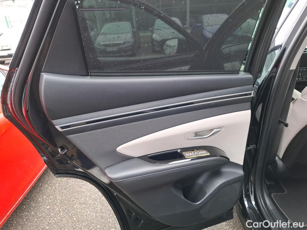  Hyundai  Tucson HYUNDAI  / 2020 / 5P / SUV 1.6 PHEV 265 HTRAC EXECUTIVE 4WD AUTO #28