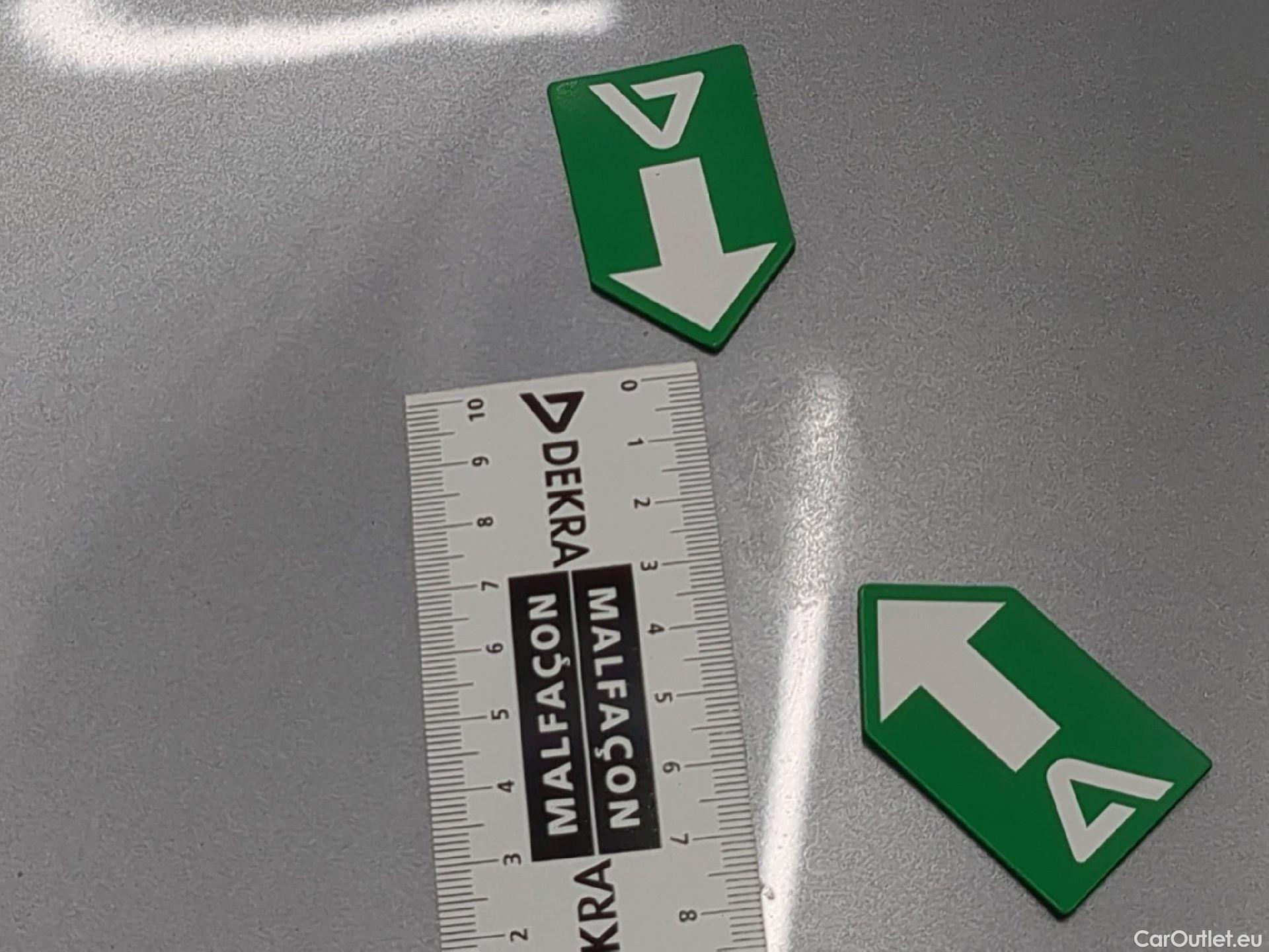  Citroen  C3  Shine Business 1.2 PureTech 80CV BVM5 E6d #12