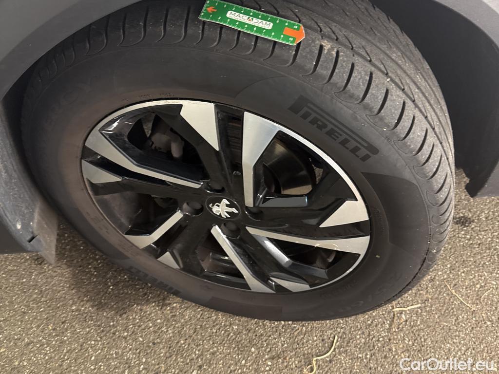  Peugeot  2008  Allure Business 1.2 PureTech 130CV BVM6 E6d #14