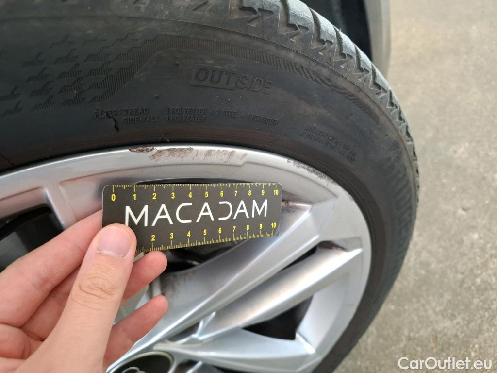  Audi  A3 AUDI  Sportback / 2020 / 5P / Berline 35 TFSI 150 MHEV S Tronic Business Line #24