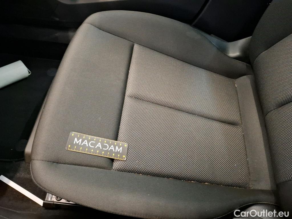  Audi  A3 AUDI  Sportback / 2020 / 5P / Berline 35 TFSI 150 MHEV S Tronic Business Line #32