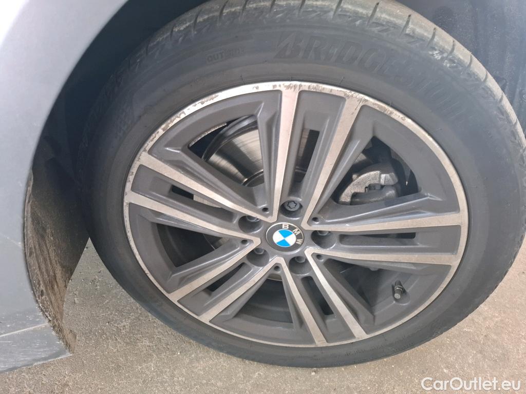  Bmw  Serie 1 BMW Série 1 / 2019 / 5P / Berline 116i DKG7 Business Design #9