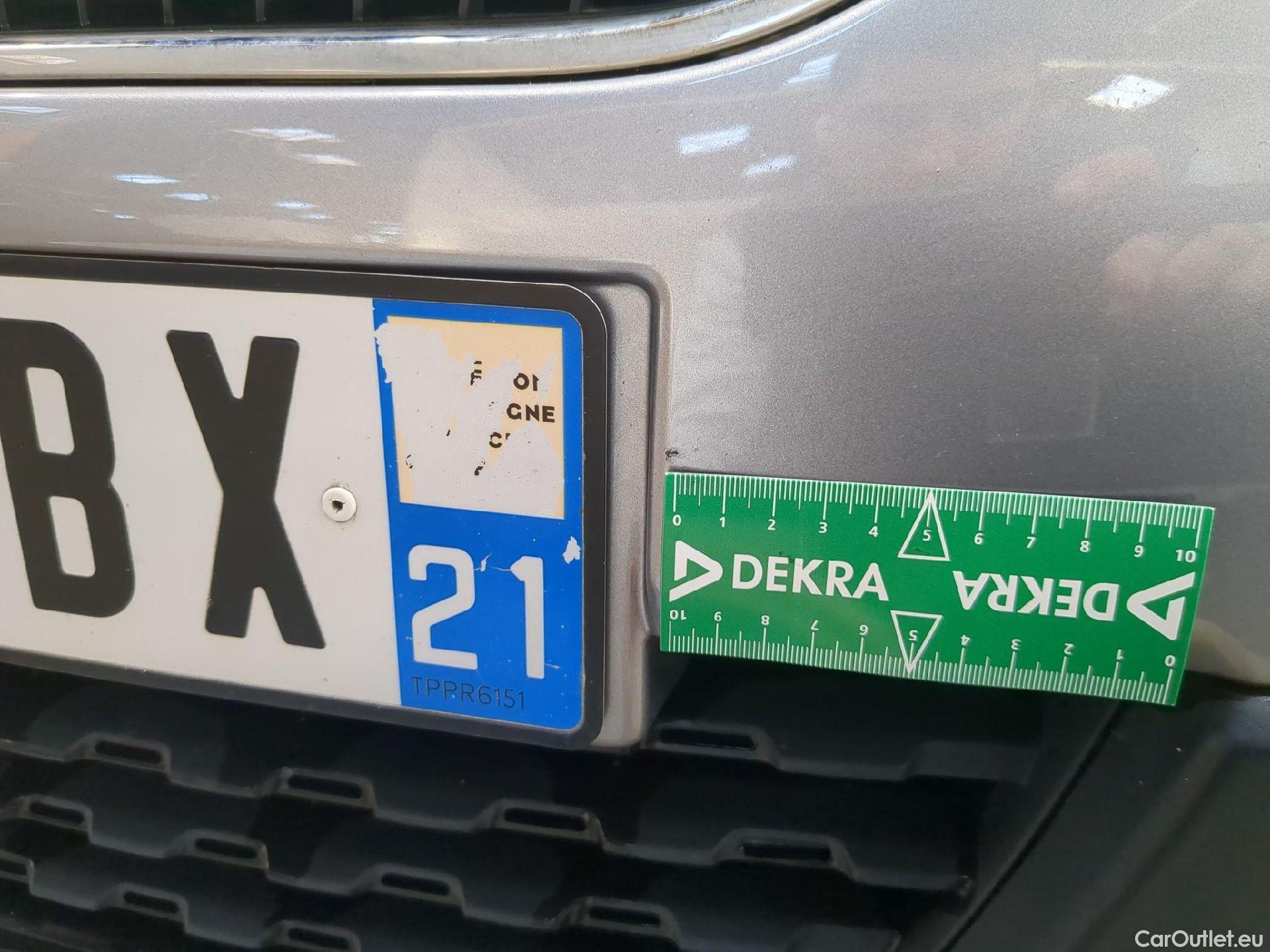  Peugeot  2008  Allure Business 1.2 PureTech 130CV BVA6 E6dT #20