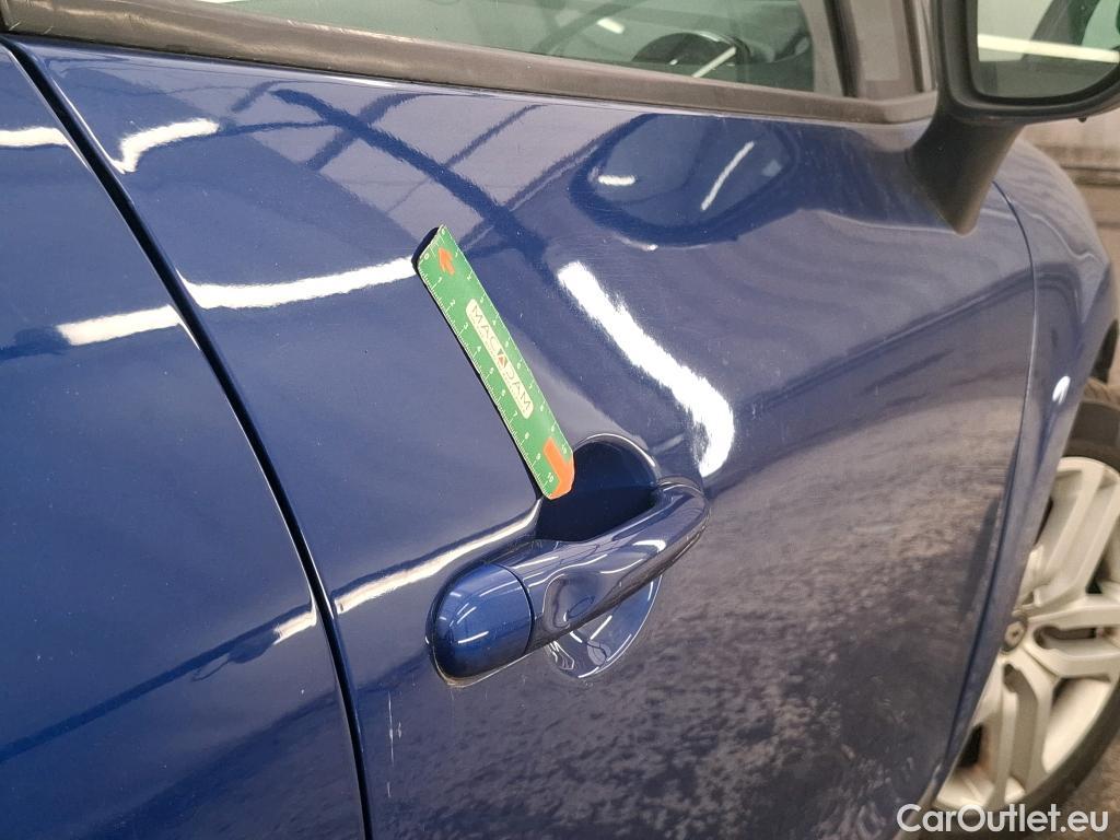  Renault  Clio RENAULT  Estate 5p Break Business Energy dCi 90 82g #9