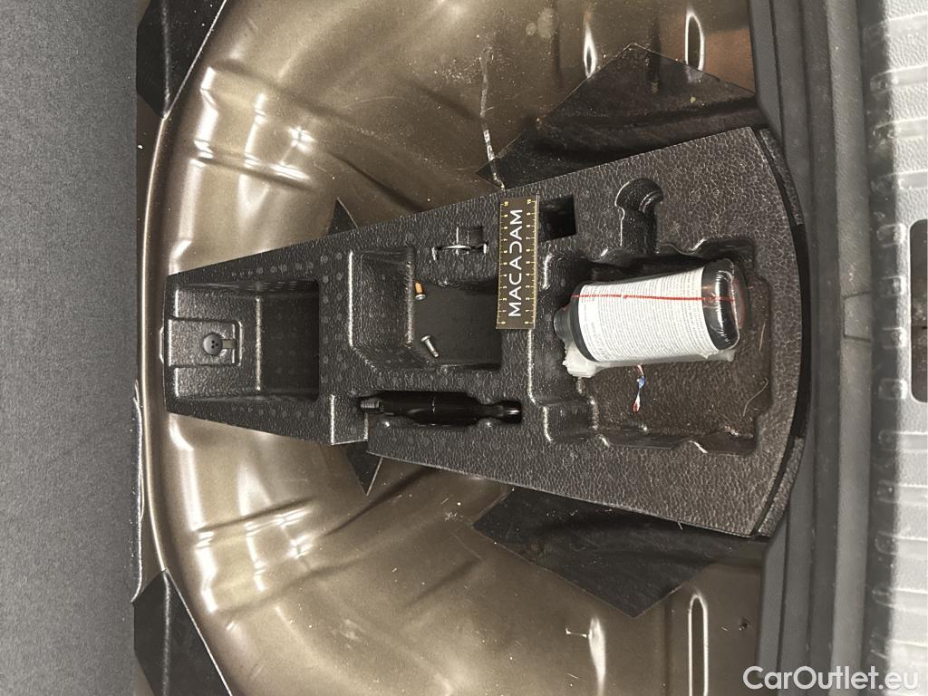  Skoda  Karoq SKODA  / 2017 / 5P / SUV 2.0 TDI 116ch DSG7 Business #29