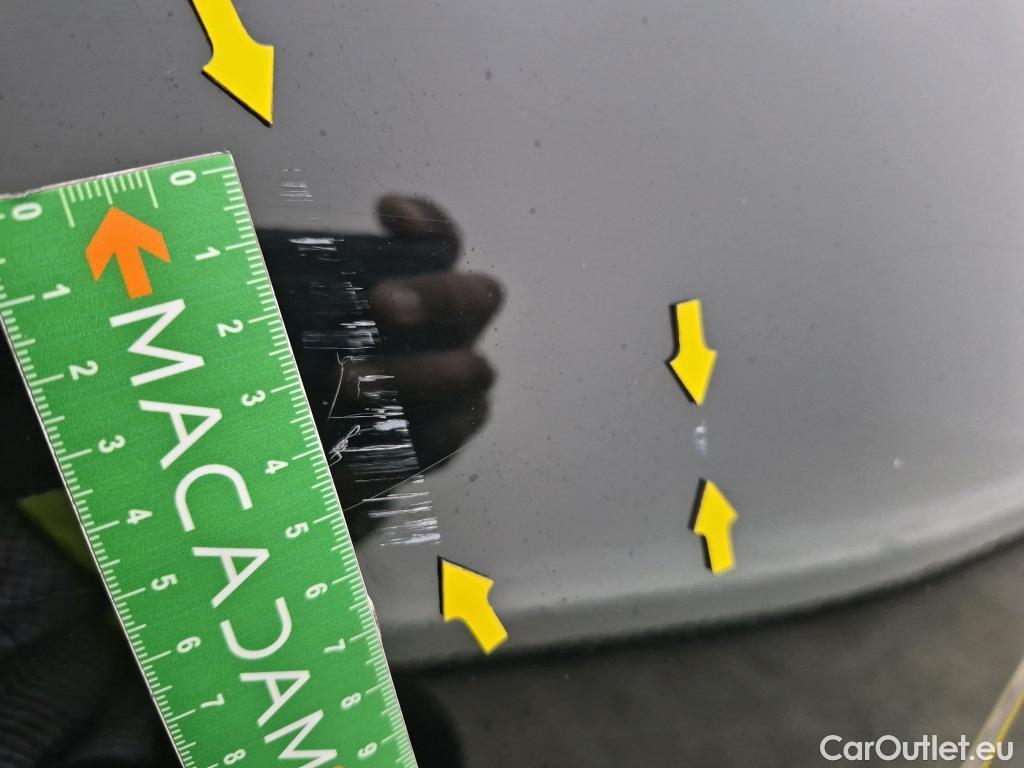  Renault  Kadjar RENAULT  / 2018 / 5P / Crossover Business Blue dCi 115 #18