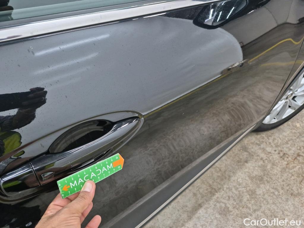  Renault  Kadjar RENAULT  / 2018 / 5P / Crossover Business Blue dCi 115 #38