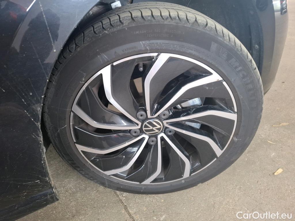  Volkswagen  Golf  VIII Style 1st eTSI 1.5 TSI 150CV BVA7 #11