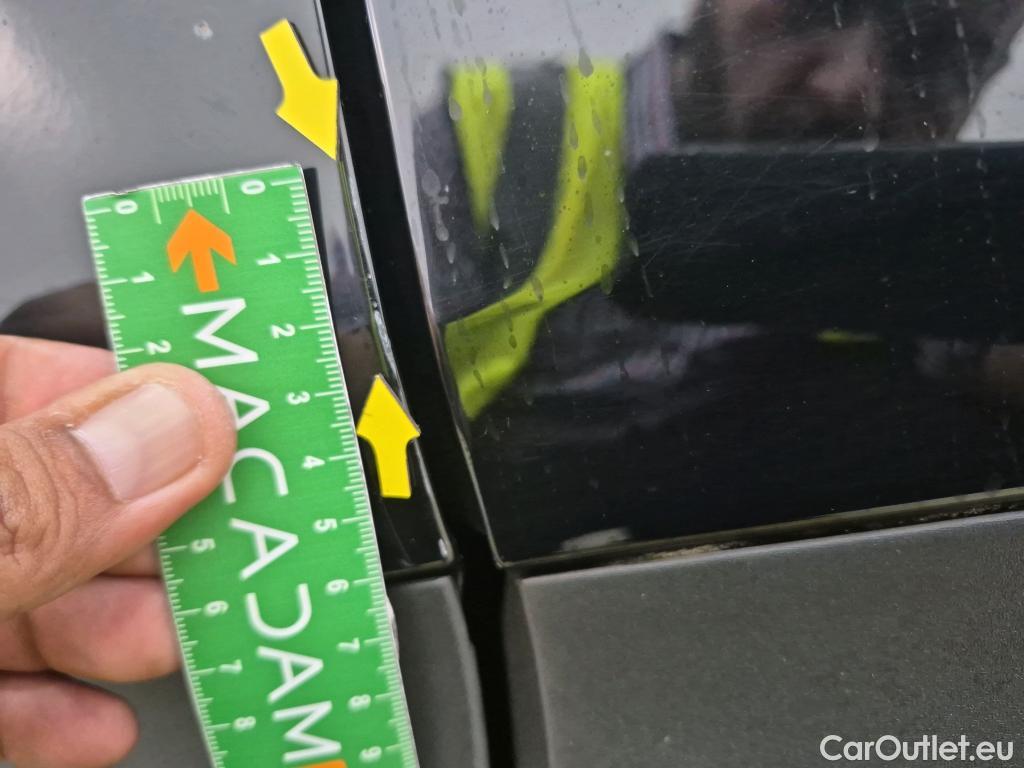  Renault  Kadjar RENAULT  / 2018 / 5P / Crossover Business Blue dCi 115 #12