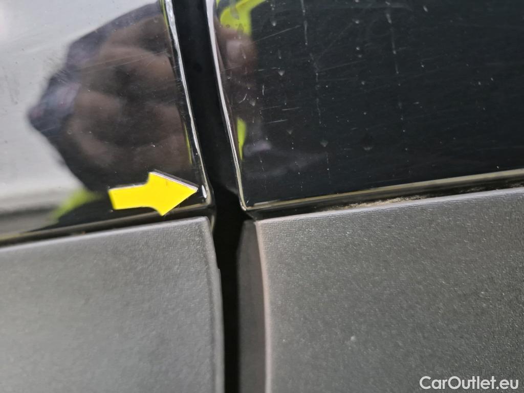  Renault  Kadjar RENAULT  / 2018 / 5P / Crossover Business Blue dCi 115 #13